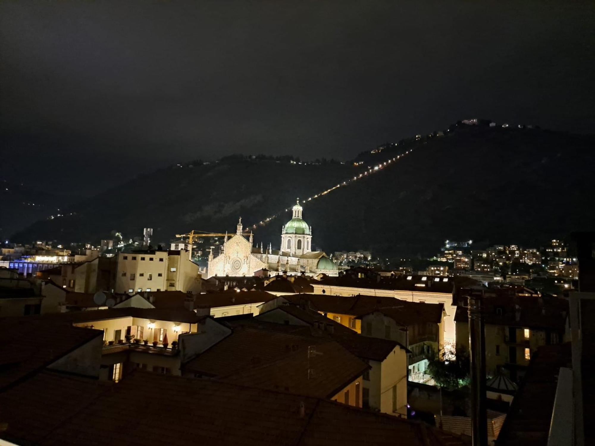 Bonanomi Como By Quokka 360 - Terrace Duomo View 外观 照片